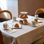 Chateau De La Rive ベッド・アンド・ブレックファスト Cruet