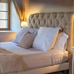 Chateau De La Rive Bed & Breakfast