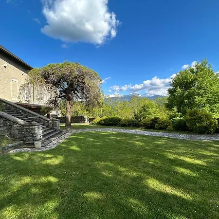 Château De La Rive Alojamento de Acomodação e Pequeno-almoço