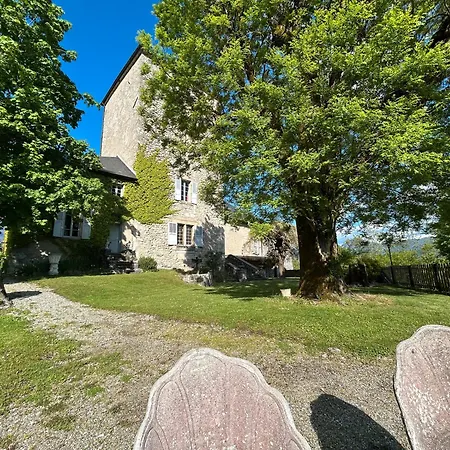 Alojamento de Acomodação e Pequeno-almoço Château De La Rive 3*